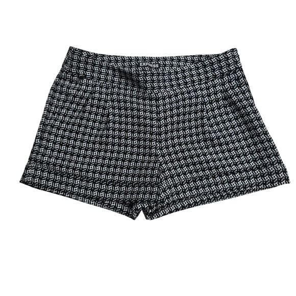 Express Pants - Express Shorts Women Size 2 Black White Geometric Side Zip Tailored